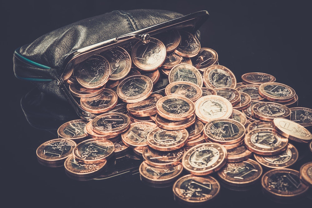 Salaire brut 2000 euros : comment négocier un plan d'épargne entreprise ?